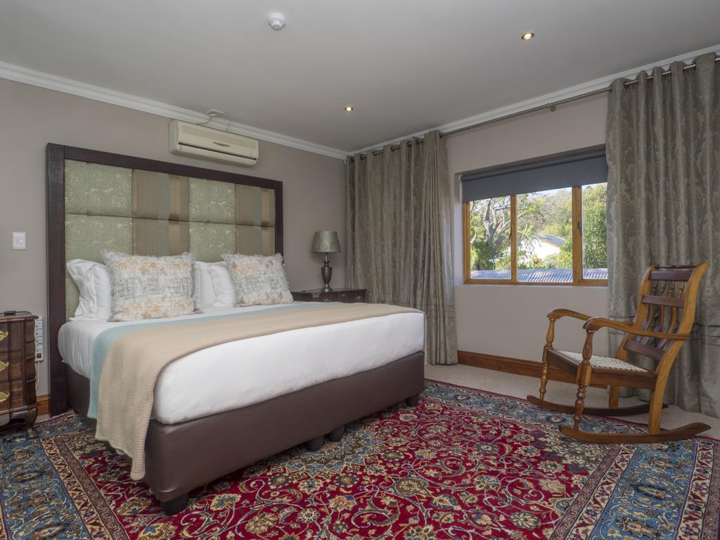 Madison Manor Boutique Hotel Книсна Екстер'єр фото