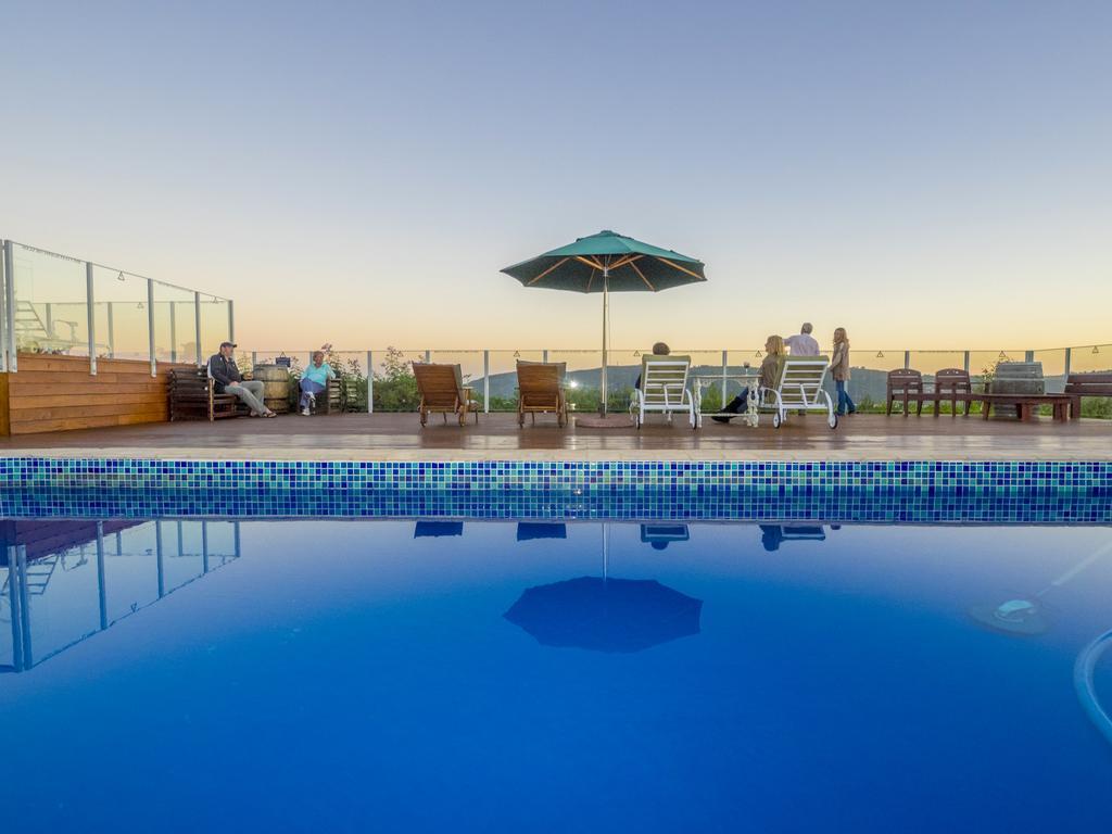 Madison Manor Boutique Hotel Книсна Екстер'єр фото